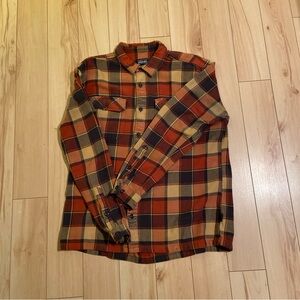 Men’s large thick red Patagonia flannel shirt